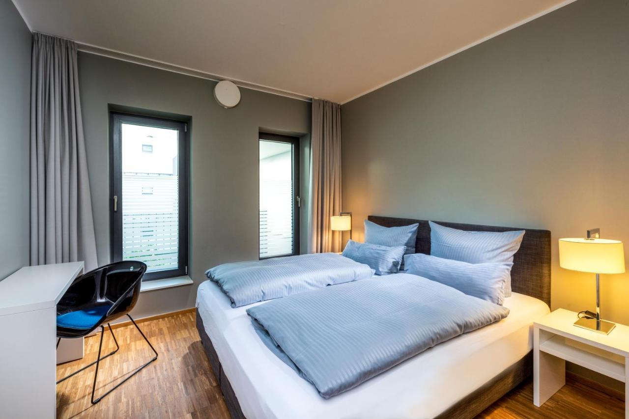 Waveboard Hotel & Boardinghouse Потсдам Екстериор снимка