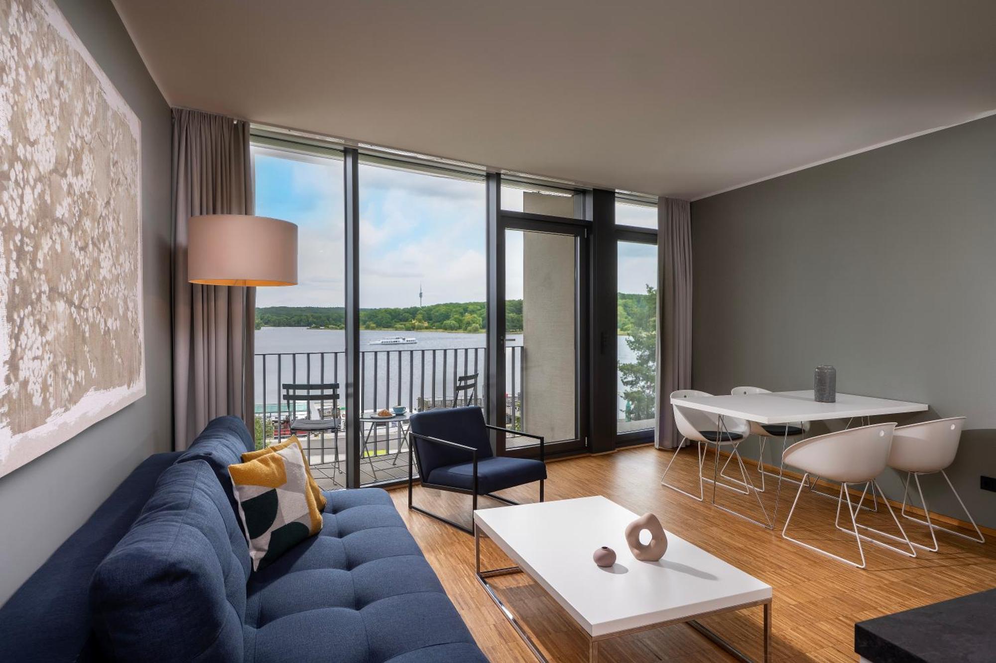 Waveboard Hotel & Boardinghouse Потсдам Екстериор снимка